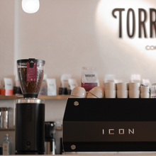 Afbeelding uploaden naar galerij, Café Milamores