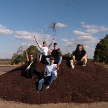 Afbeelding uploaden naar galerij, Café Brazilië